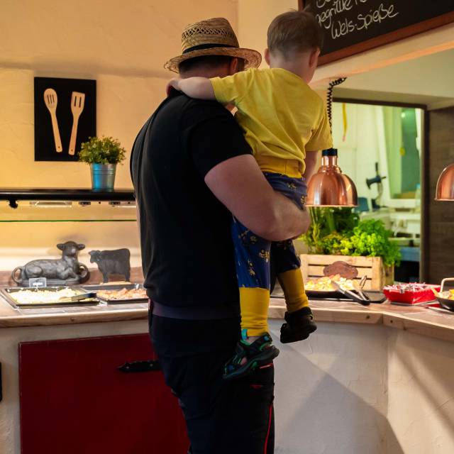	Familienfreundliches All-Inclusive Buffet im Rookhus Familienhotel